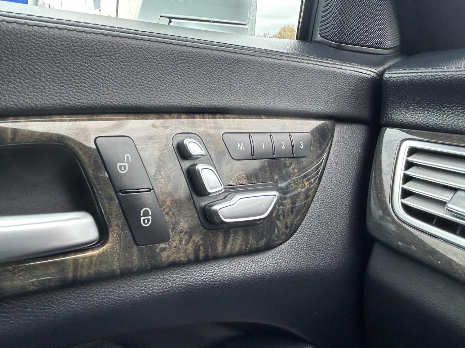 Used Mercedes-Benz CLS 2015 for sale - 78031699: Photo 45