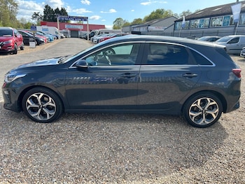 Used Kia Ceed 2019 for sale - 78289819: Photo