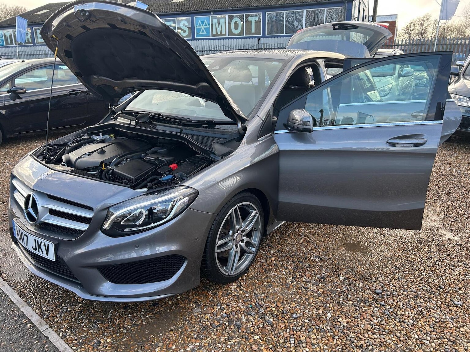 Used Mercedes-Benz B Class 2017 for sale - 77802351: Photo 15