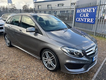 Used Mercedes-Benz B Class 2017 for sale - 77802351: Photo