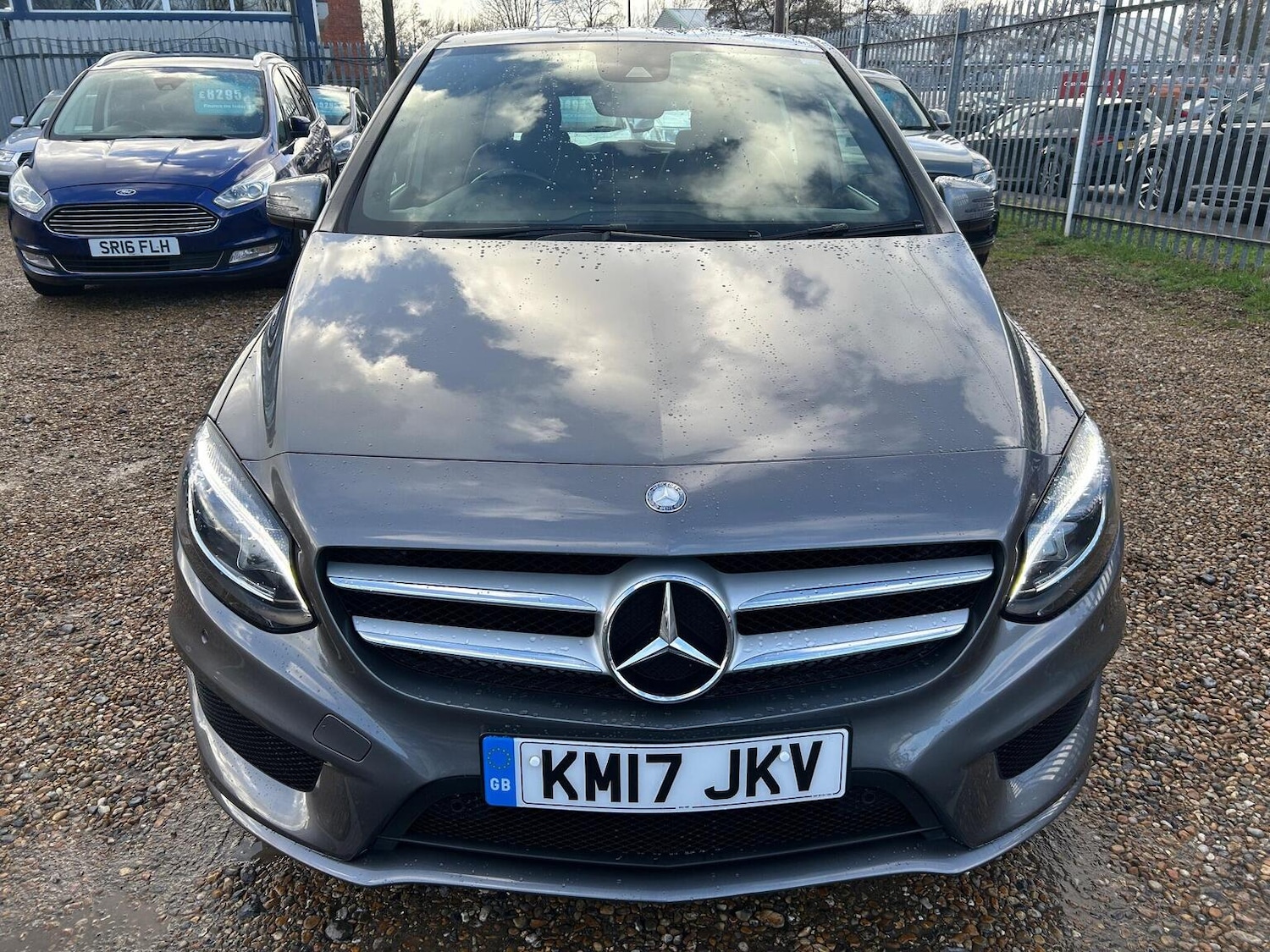 Used Mercedes-Benz B Class 2017 for sale - 77802351: Photo 2
