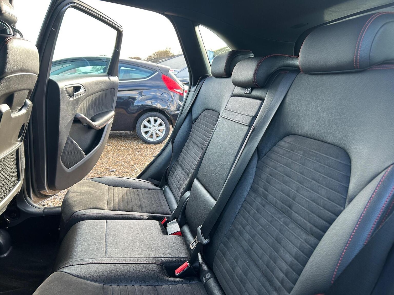 Used Mercedes-Benz B Class 2017 for sale - 77802351: Photo 27