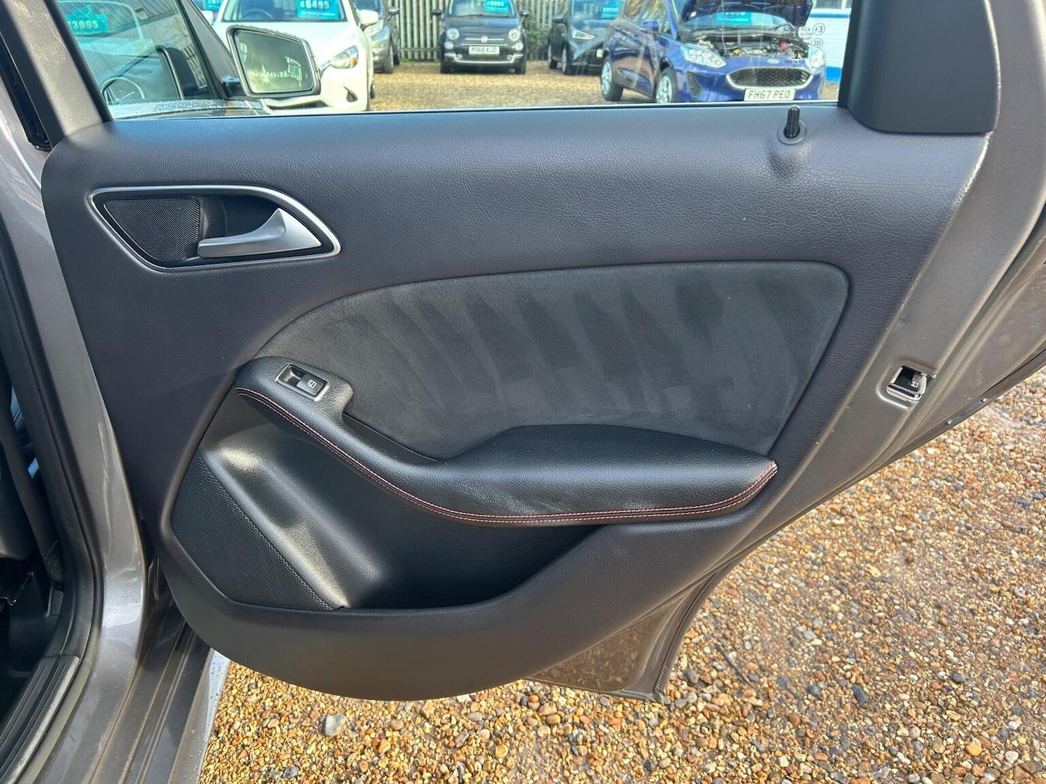 Used Mercedes-Benz B Class 2017 for sale - 77802351: Photo 28