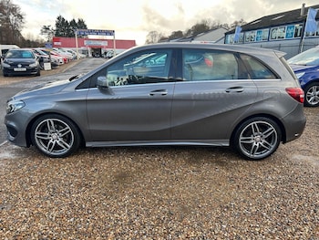 Used Mercedes-Benz B Class 2017 for sale - 77802351: Photo