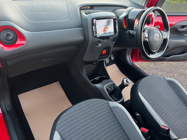 Used Toyota AYGO 2019 for sale - 76699562: Photo 13