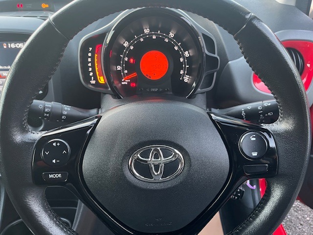 Used Toyota AYGO 2019 for sale - 76699562: Photo 15