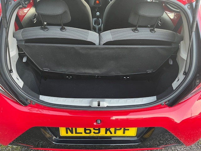 Used Toyota AYGO 2019 for sale - 76699562: Photo 18