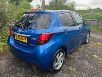 Used Toyota Yaris 2016 for sale - 74450885: Photo