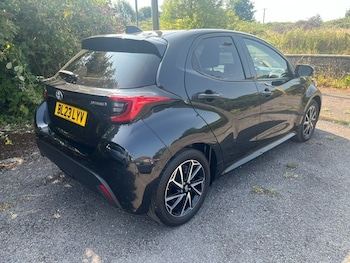 Used Toyota Yaris 2023 for sale - 79241787: Photo