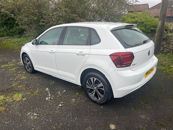 Used Volkswagen Polo 2018 for sale - 76557142: Photo