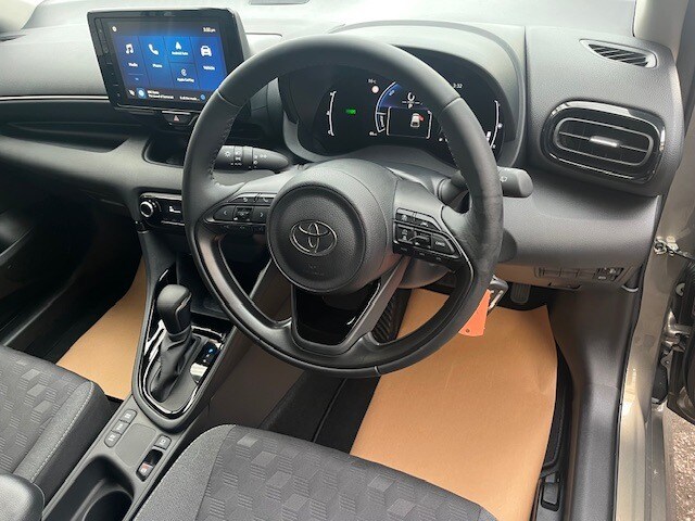 Used Toyota Yaris 2024 for sale - 76302592: Photo 14