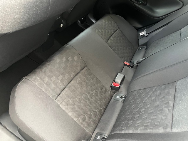 Used Toyota Yaris 2024 for sale - 76302592: Photo 19