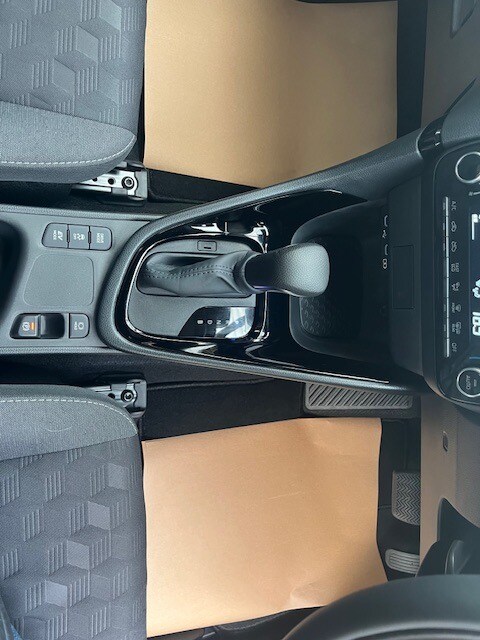 Used Toyota Yaris 2024 for sale - 76302592: Photo 21