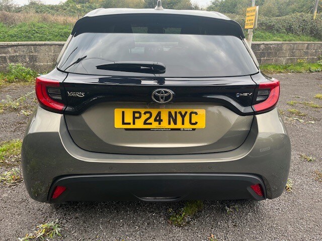 Used Toyota Yaris 2024 for sale - 76302592: Photo 7