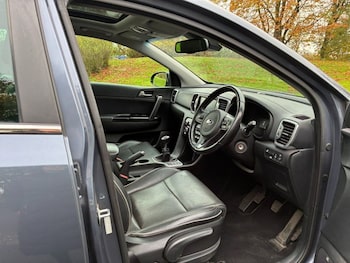 Used Kia Sportage 2017 for sale - 76417908: Photo