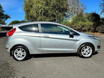 Used Ford Fiesta 2015 for sale - 79619593: Photo