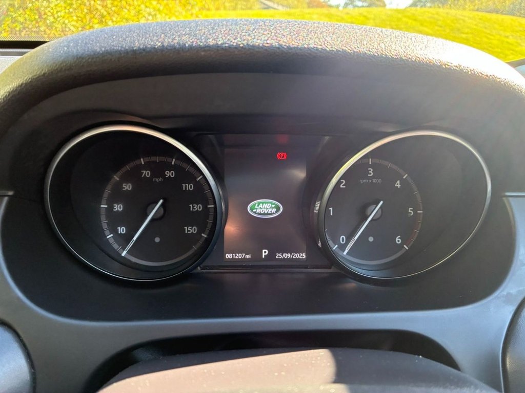 Used Land Rover Discovery Sport 2016 for sale - 76068729: Photo 14