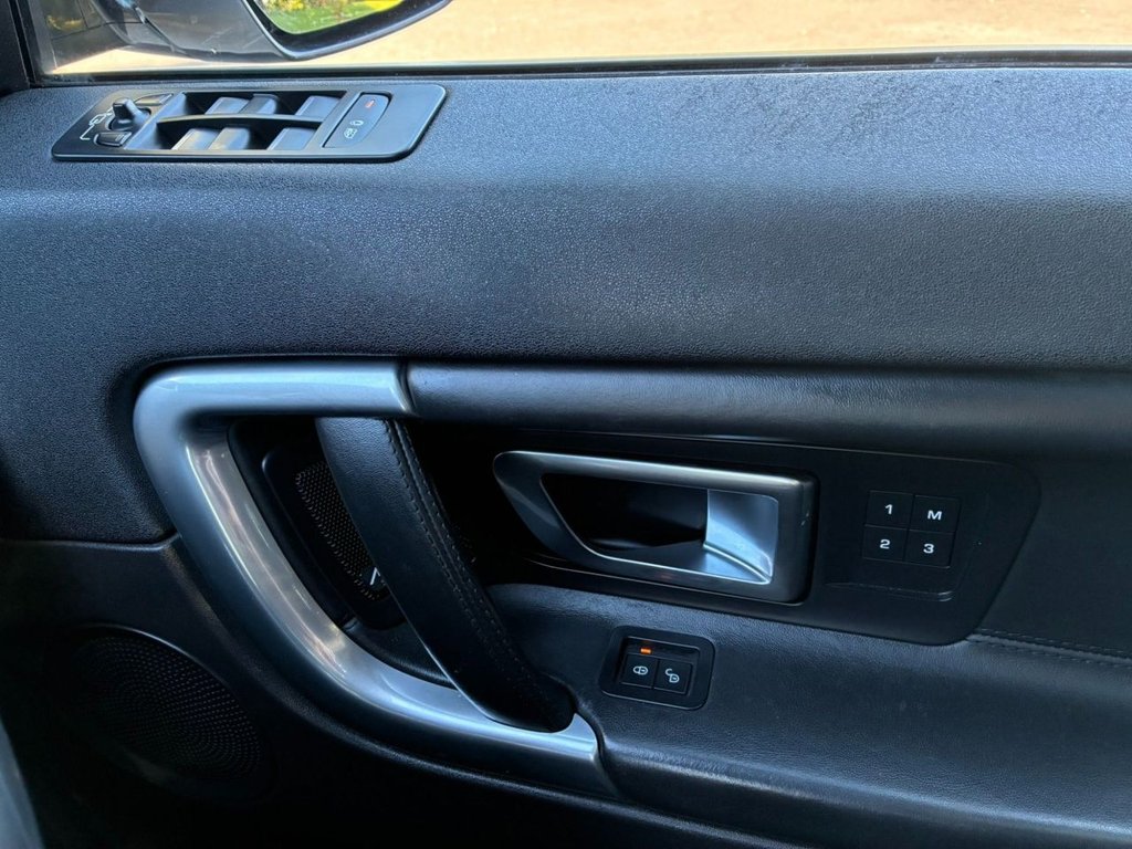 Used Land Rover Discovery Sport 2016 for sale - 76068729: Photo 24