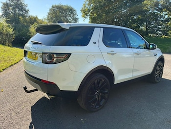 Used Land Rover Discovery Sport 2016 for sale - 76068729: Photo 4