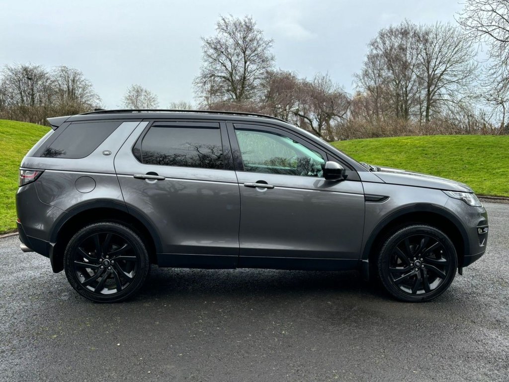 Used Land Rover Discovery Sport 2018 for sale - 77463894: Photo 2