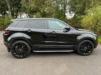 Used Land Rover Range Rover Evoque 2017 for sale - 76068713: Photo 2
