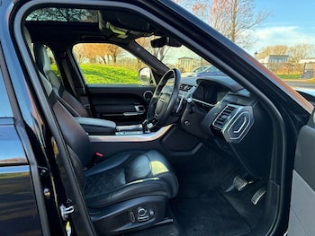 Used Land Rover Range Rover Sport 2018 for sale - 77356113: Photo