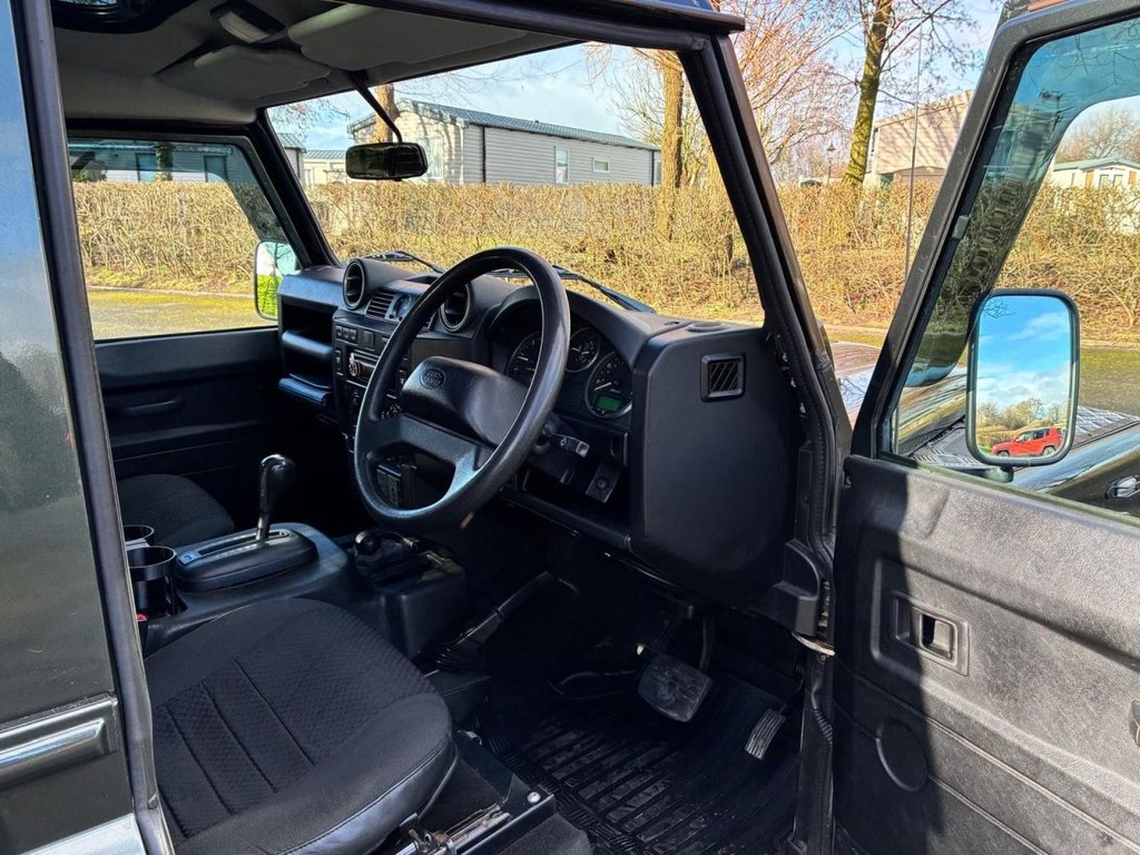 Used Land Rover Defender 2007 for sale - 77609214: Photo 3