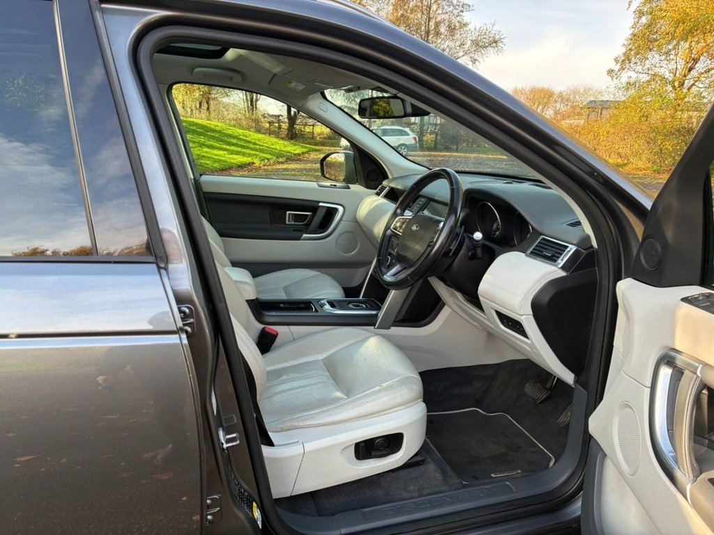 Used Land Rover Discovery Sport 2016 for sale - 76510035: Photo 11