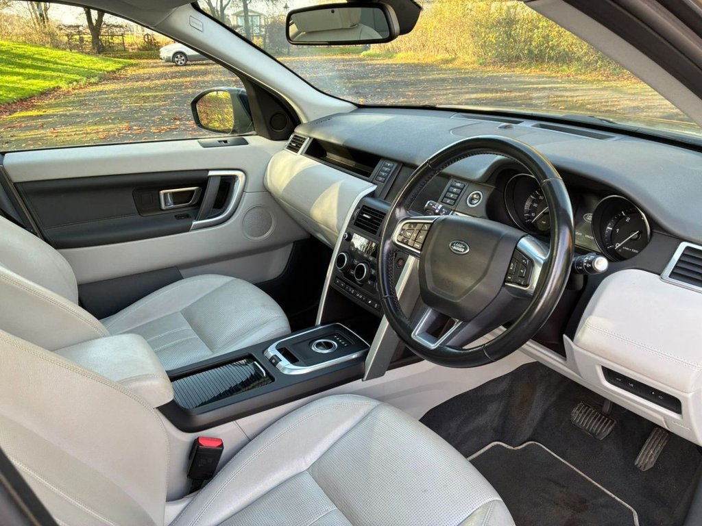 Used Land Rover Discovery Sport 2016 for sale - 76510035: Photo 12