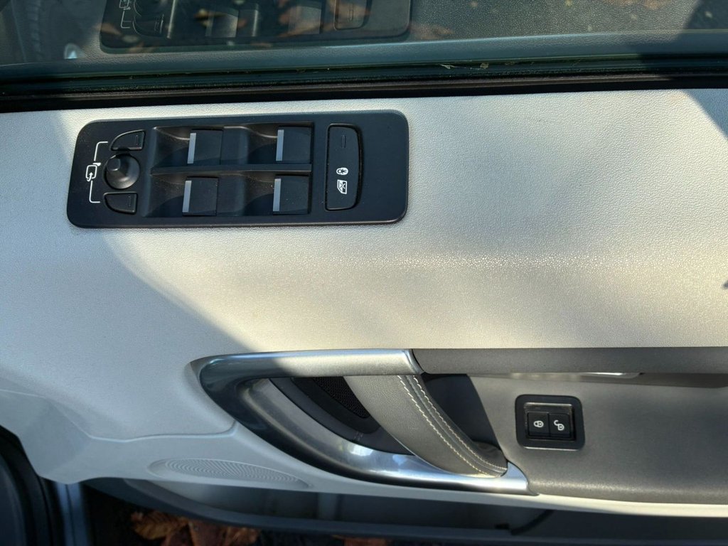 Used Land Rover Discovery Sport 2016 for sale - 76510035: Photo 25