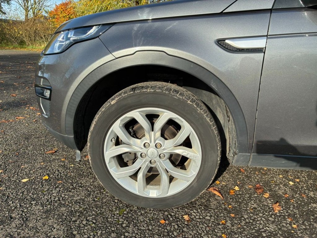 Used Land Rover Discovery Sport 2016 for sale - 76510035: Photo 33