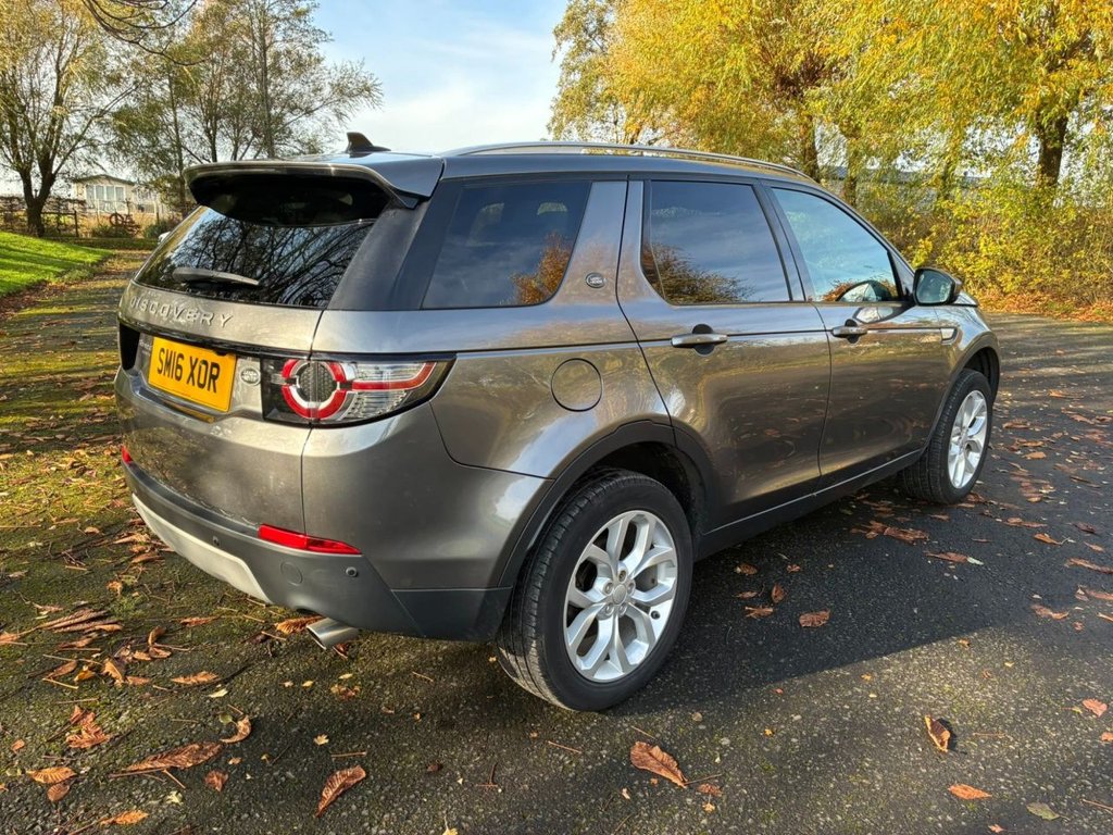 Used Land Rover Discovery Sport 2016 for sale - 76510035: Photo 4