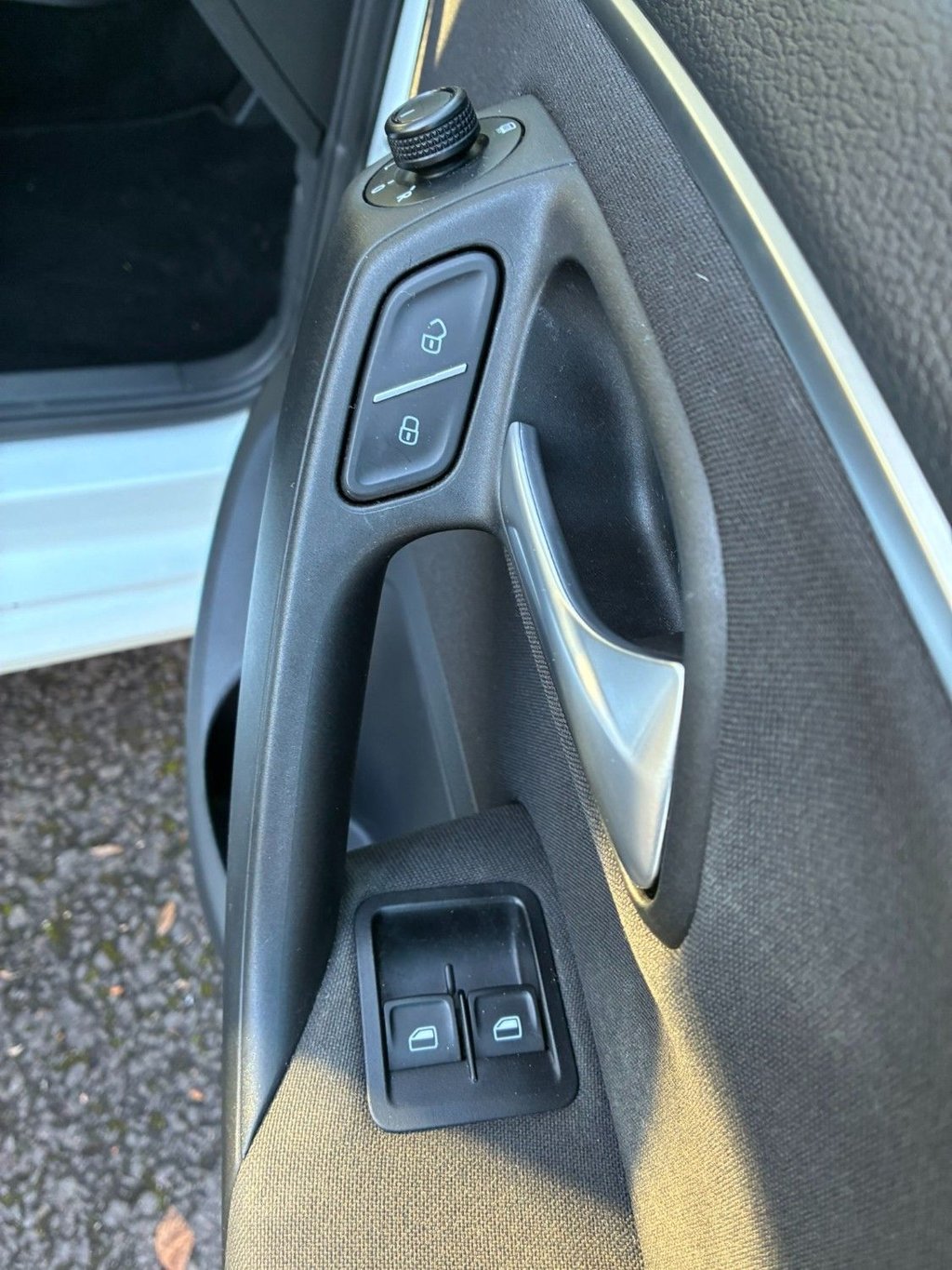 Used Volkswagen Polo 2015 for sale - 76642833: Photo 23