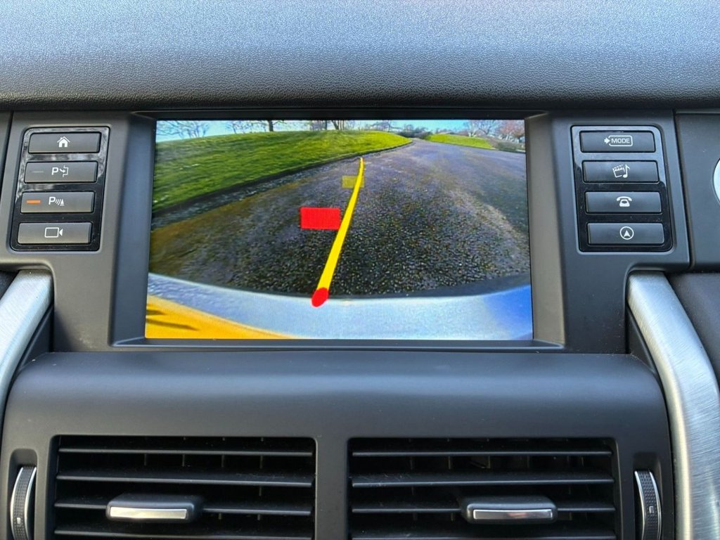 Used Land Rover Discovery Sport 2016 for sale - 77953142: Photo 17