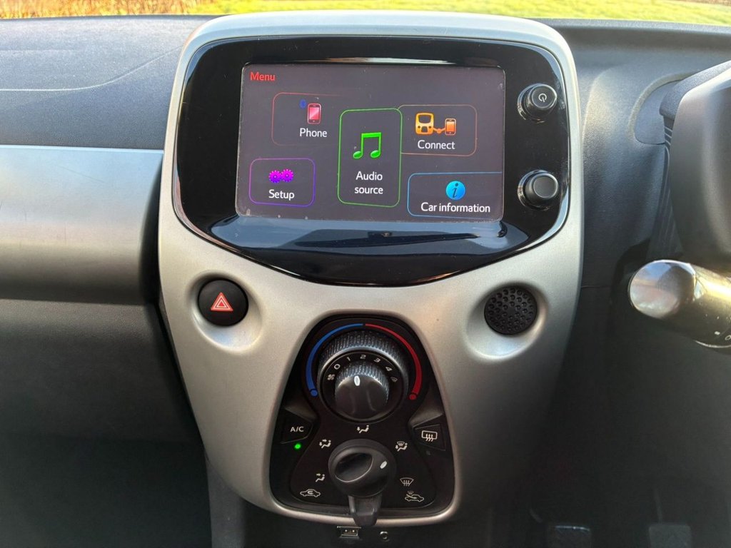 Used Peugeot 108 2014 for sale - 76973881: Photo 18