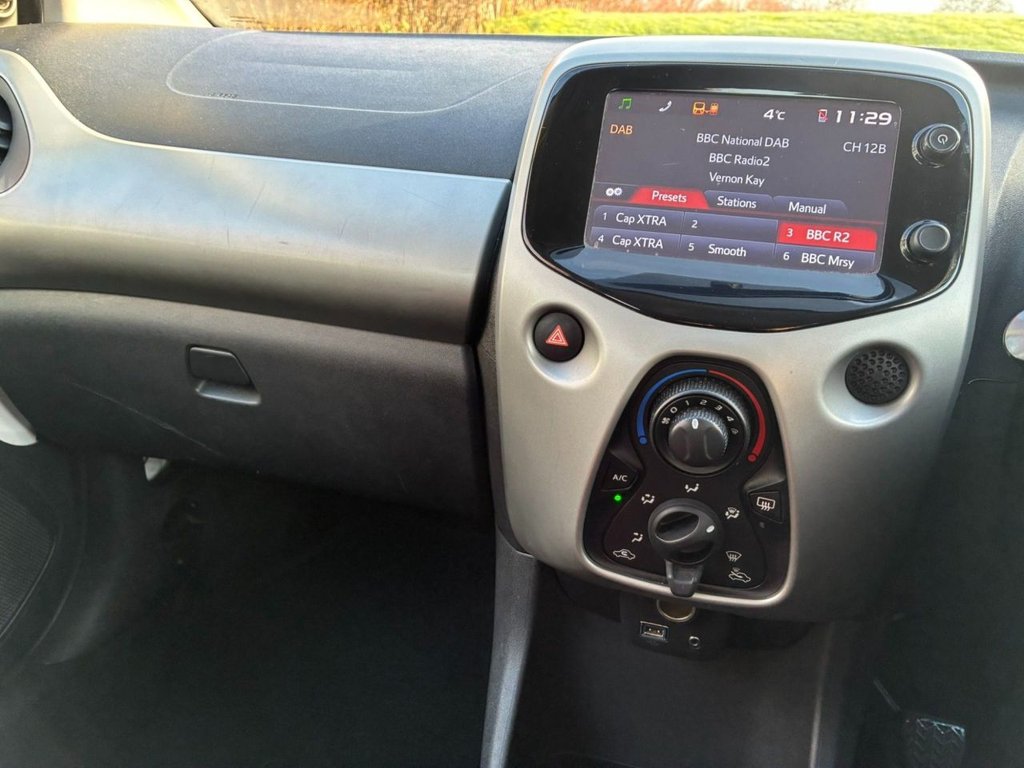 Used Peugeot 108 2014 for sale - 76973881: Photo 19