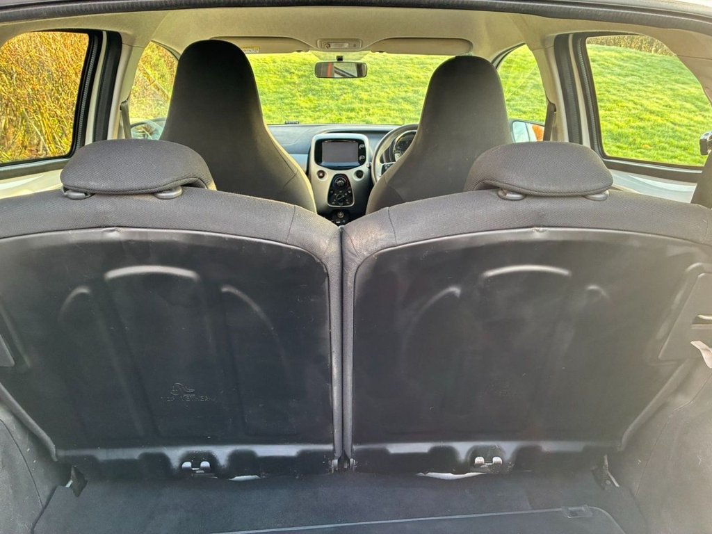 Used Peugeot 108 2014 for sale - 76973881: Photo 29