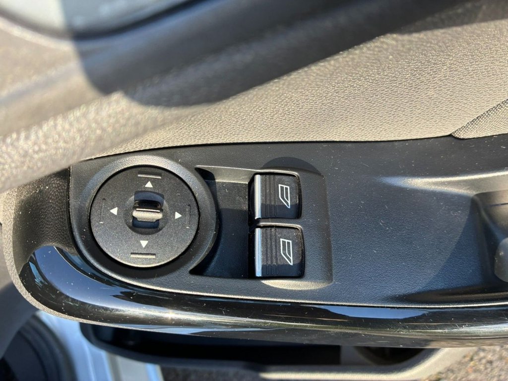 Used Ford Fiesta 2015 for sale - 76604948: Photo 19