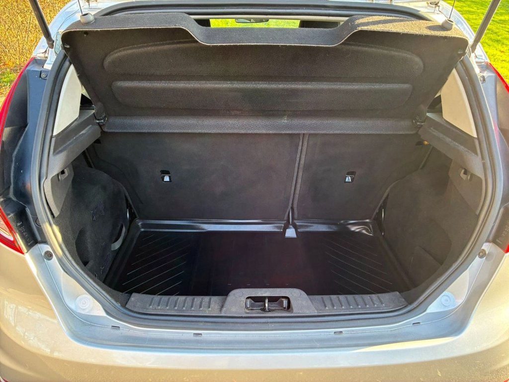 Used Ford Fiesta 2015 for sale - 76604948: Photo 34