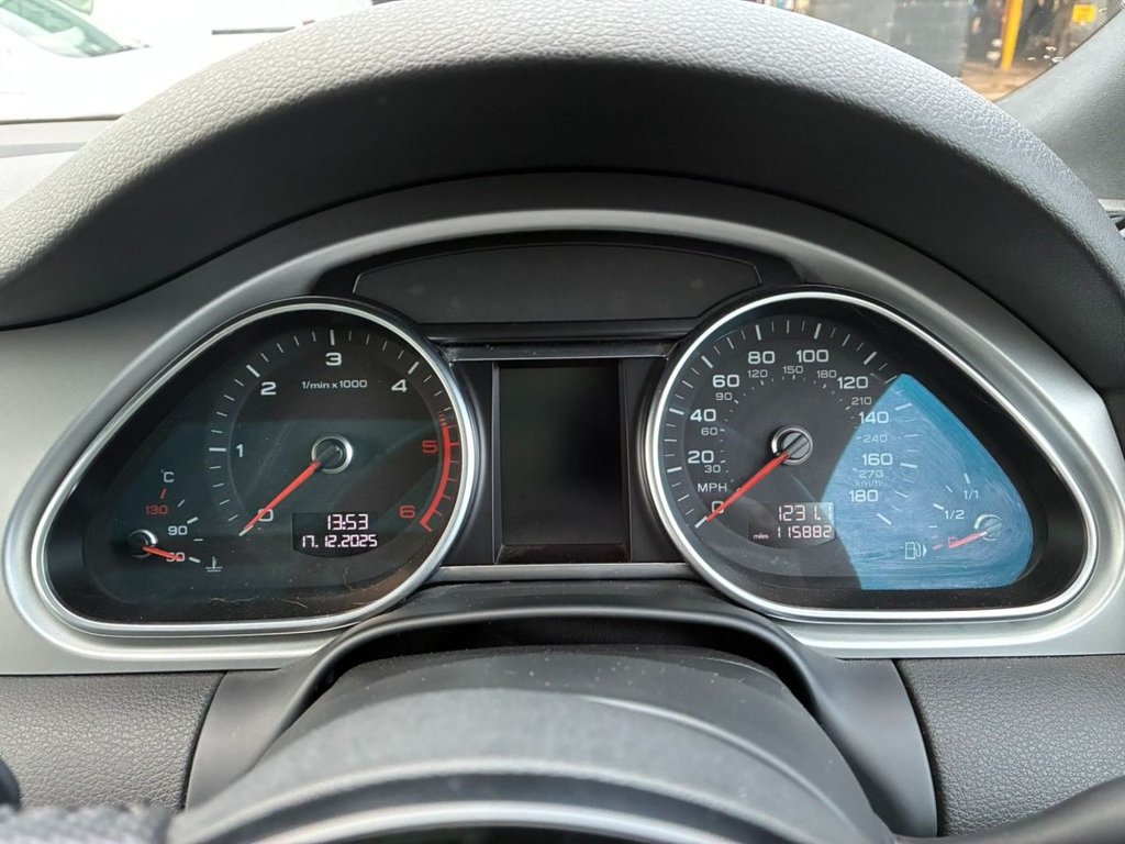 Used Audi Q7 2011 for sale - 76973877: Photo 15