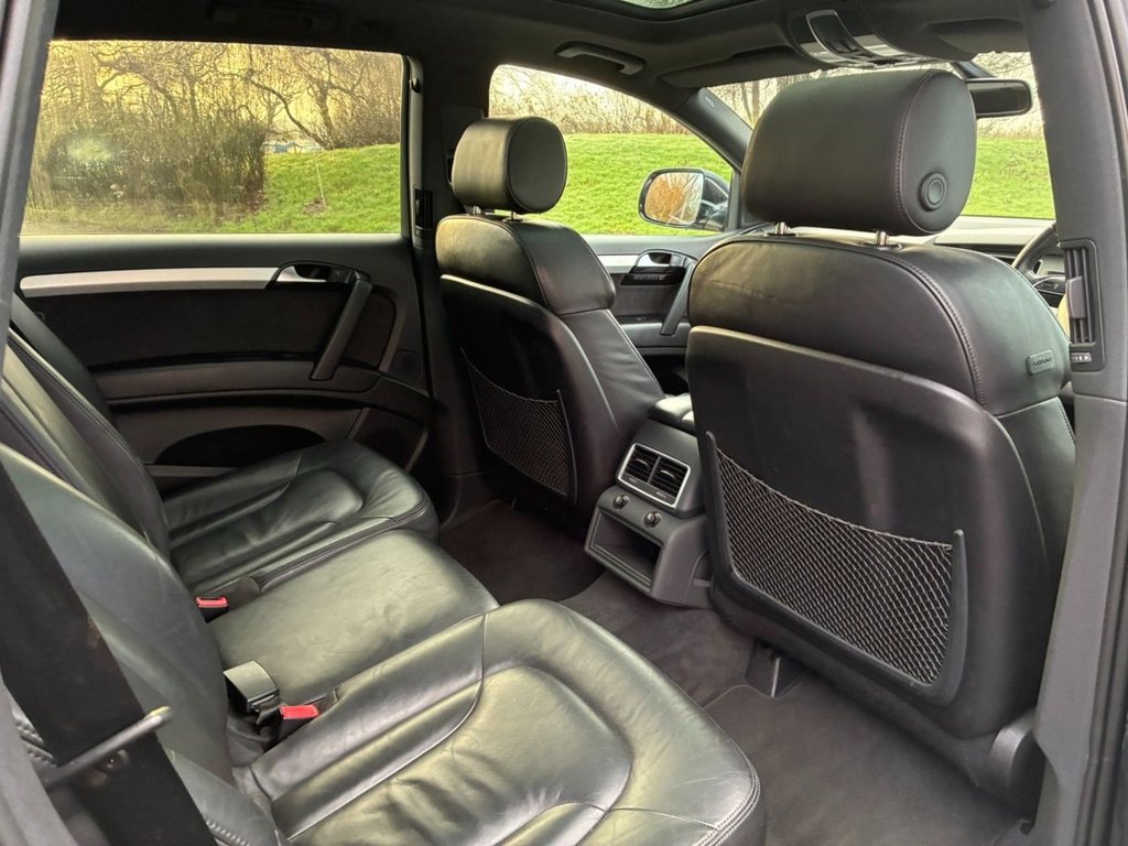 Used Audi Q7 2011 for sale - 76973877: Photo 31