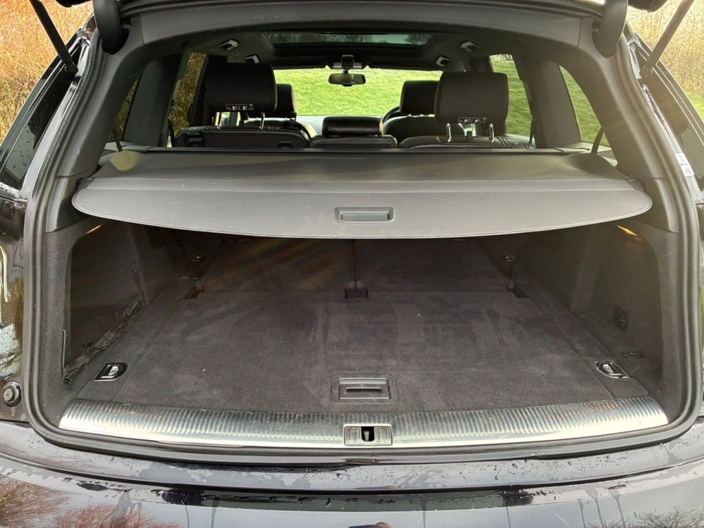 Used Audi Q7 2011 for sale - 76973877: Photo 44