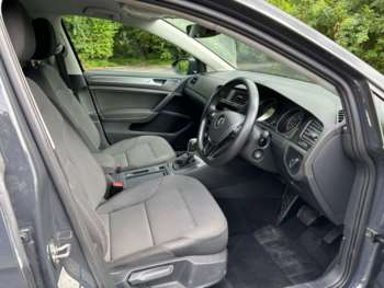 Used Volkswagen Golf 2017 for sale - 75307266: Photo