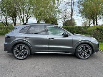 Used Porsche Cayenne 2019 for sale - 75359497: Photo