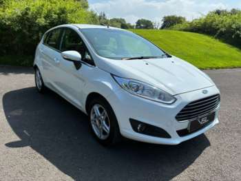 2013 (63) - 1.25 82 Zetec 5dr