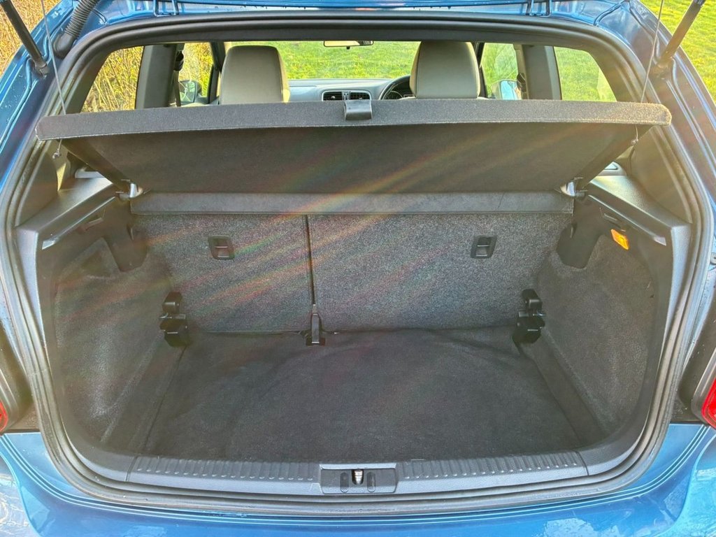 Used Volkswagen Polo 2014 for sale - 77133231: Photo 30