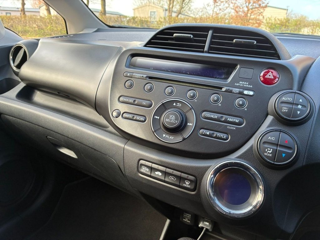 Used Honda Jazz 2012 for sale - 78097153: Photo 19