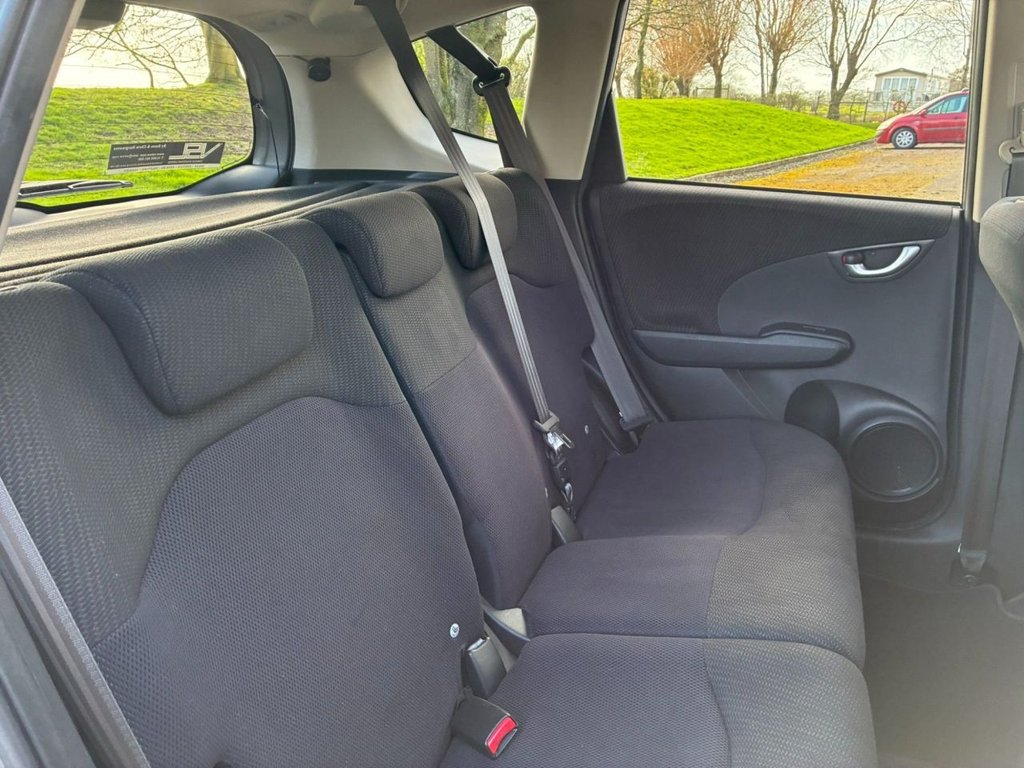 Used Honda Jazz 2012 for sale - 78097153: Photo 24