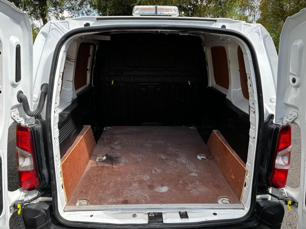 Vehicle 28