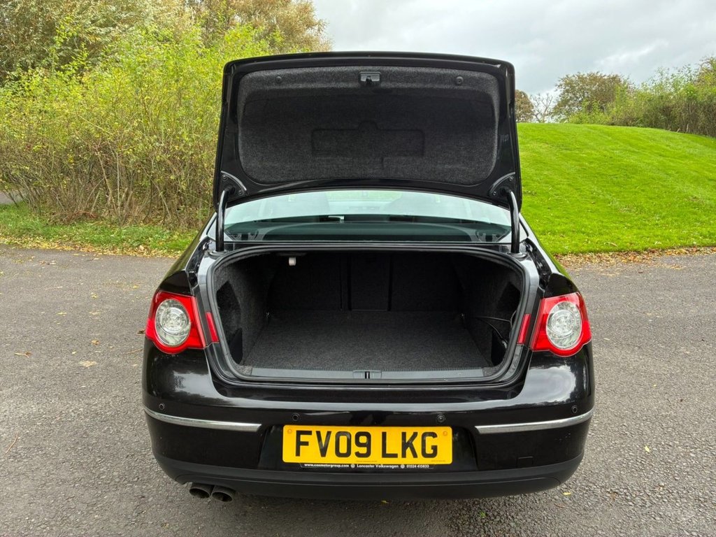 Used Volkswagen Passat 2009 for sale - 76333388: Photo 34